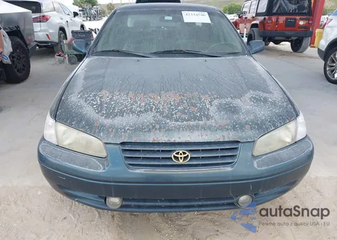 1998 Toyota Camry Ce/Le/Xle from USA, damaged, VIN 4T1BG22K2WU296053